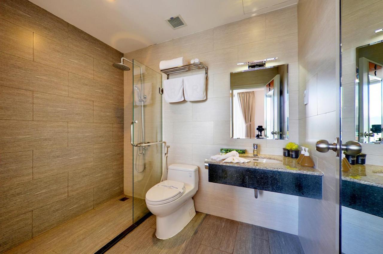 Hang Grand Khách sạn Đà Nẵng